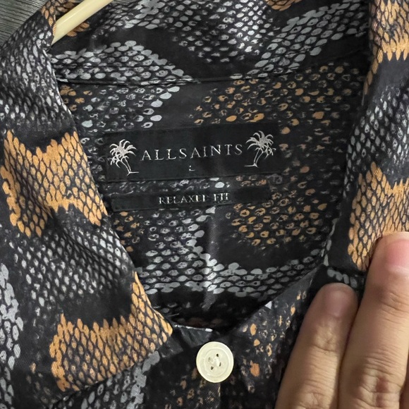 All saints button up shirt size large worn once - Picture 3 of 3